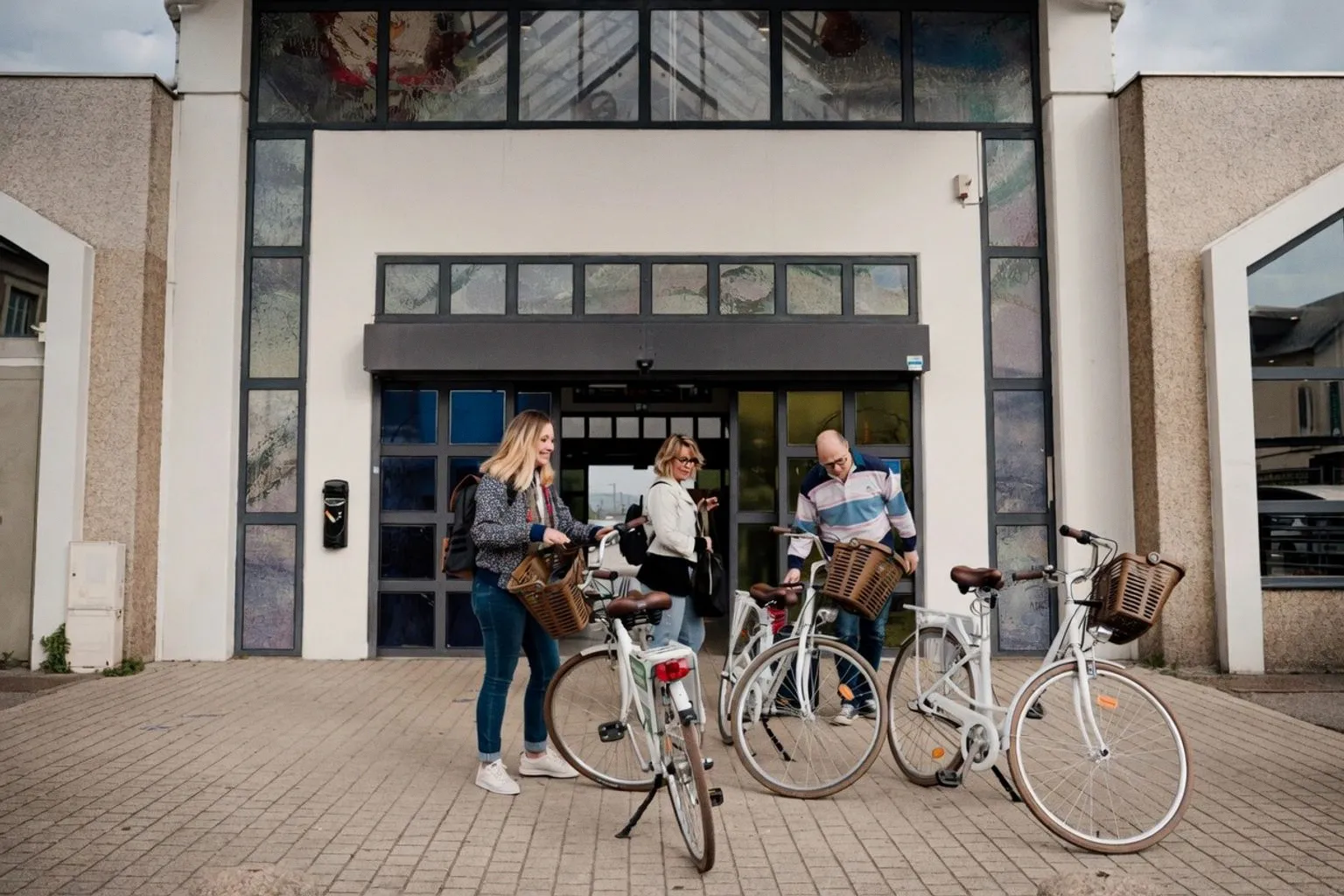 Normandie : une nouvelle offre de séjours touristiques sans voiture